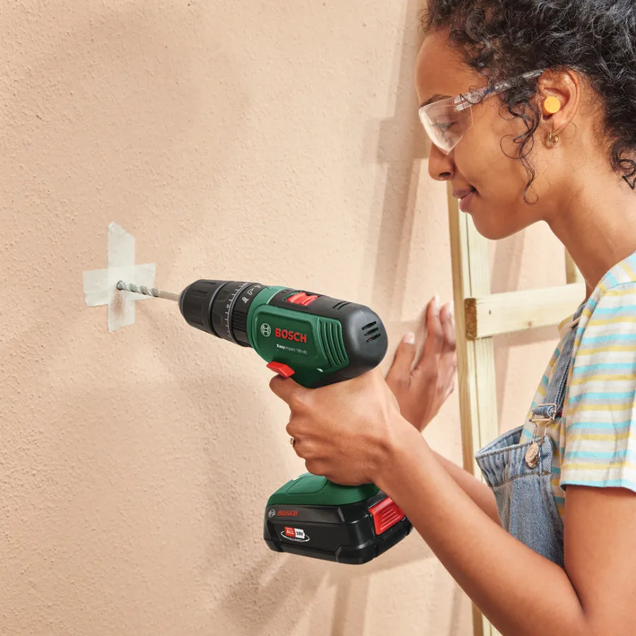 Bosch Bore- & Skruemaskiner*EasyImpact 18V-40 akku slagboremaskine 2 x 2,0 Ah