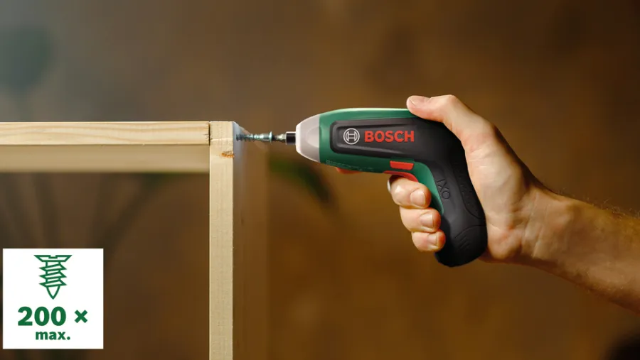 Bosch Bore- & Skruemaskiner|Spændeværktøj*IXO 8 Basic akku skruetrækker m/bits