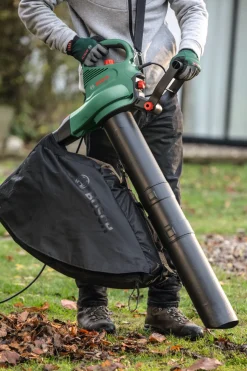 Bosch Løvsugere*UniversalGardenTidy 3-i-1 løvblæser 2300 W