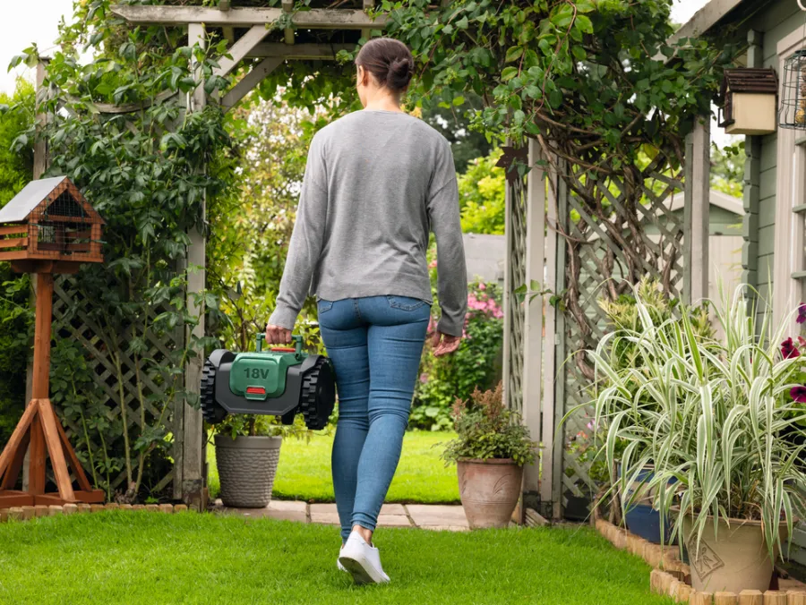 Bosch Robotplæneklippere Og Tilbehør*Visimow18V-100 robotplæneklipper 4,0 Ah
