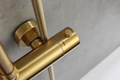 Blandingsbatterier Til Bad Og Brus*Brusesæt m/termostat Ø250 mm messingfinish