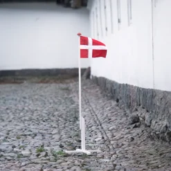 Pynt & Festudstyr|Flag & Flagstænger*Flagstang med Dannebrog 160 cm