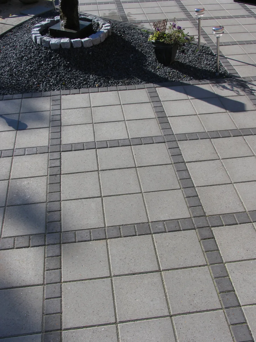 Betongruppen RBR Havefliser & Belægningssten*Haveflise Nordic-line grå 30 x 30 x 5 cm