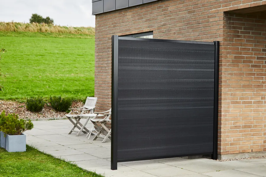 Panelhegn*Hegnsstolpe panelhegn sort aluminium H230 cm