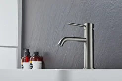 Håndvaskarmatur*Håndvaskarmatur Slim vinkel gunmetal