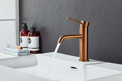 Håndvaskarmatur*Håndvaskarmatur Slim vinkel kobberfinish