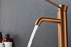 Håndvaskarmatur*Håndvaskarmatur Slim vinkel kobberfinish