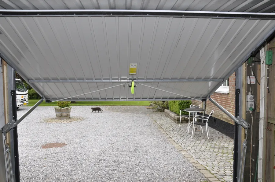 Garageporte & Tilbehør*Jyde stålvippeport 238 x 209 cm hvid