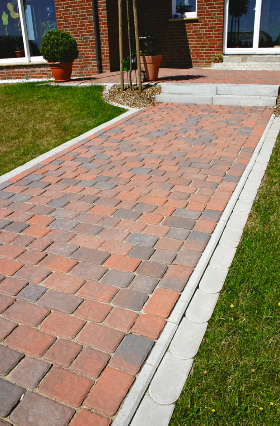 Betongruppen RBR Bedafgrænsning & Minihegn*Kantsten beton grå 5 x 15 x 100 cm