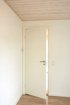 Torso Døre & Karme*Optimal fix-it hvidmalet celledør 62,5 x 204 cm