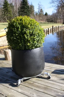 Garden® Sæsonafslutning|Parasoller & Markiser*Rullevogn til parasolfod og krukker -